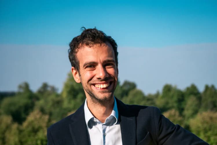 Simone Mazzola